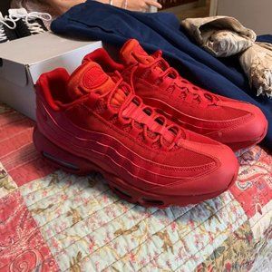 Red Air Max 95's